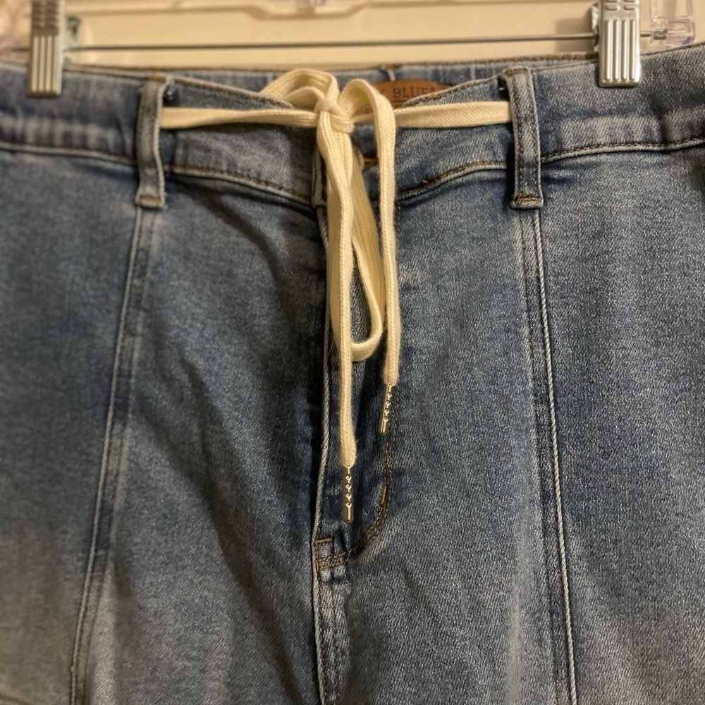 Judy Blue Darlene High Rise Cargo Joggers Light Wash Size 22W - Picture 7 of 16